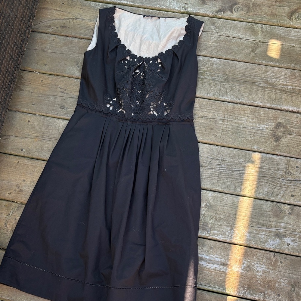 Elie Tahari Black Lace Dress size 8